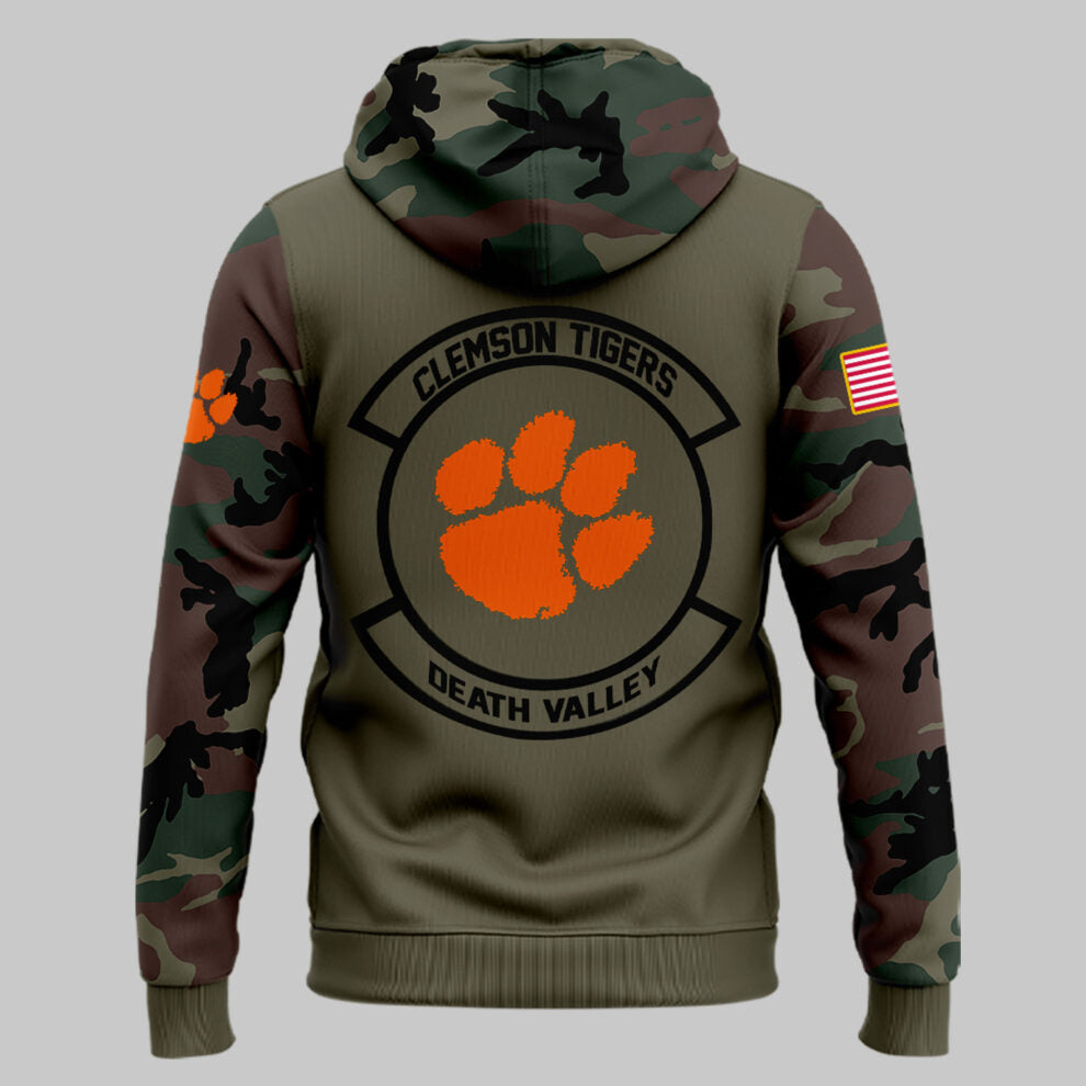 Premium Clemson Tigers Gear - Clemson Football Clemson Tigers Camo 2024 Salute to Service Club Fleece Pullover Hoodie CT06