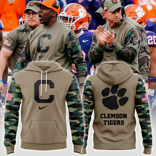 Premium Clemson Tigers Gear - Clemson Football Clemson Tigers Camo 2024 Salute to Service Club Fleece Pullover Hoodie CT02